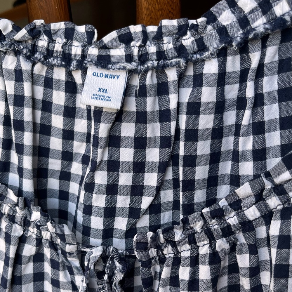 Old Navy Short Sleeve Black/ White Gingham Blouse, Size XXL! Elastic sleeves! - Picture 2 of 6